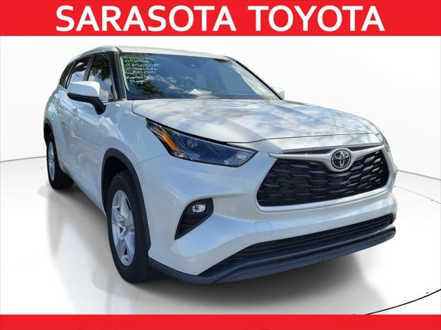 2023 Toyota Highlander LE