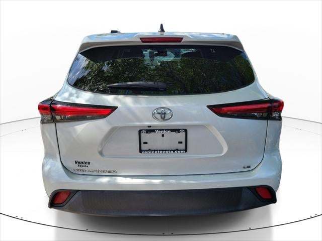 2023 Toyota Highlander LE