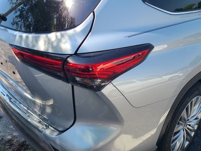 2023 Toyota Highlander Platinum