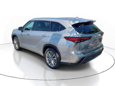 2023 Toyota Highlander Platinum