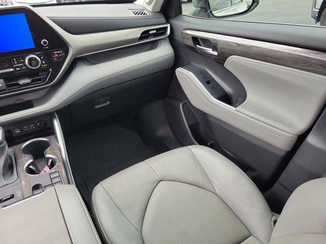 2023 Toyota0 Highlander Limited