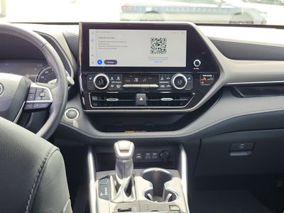 2025 Toyota Highlander XLE