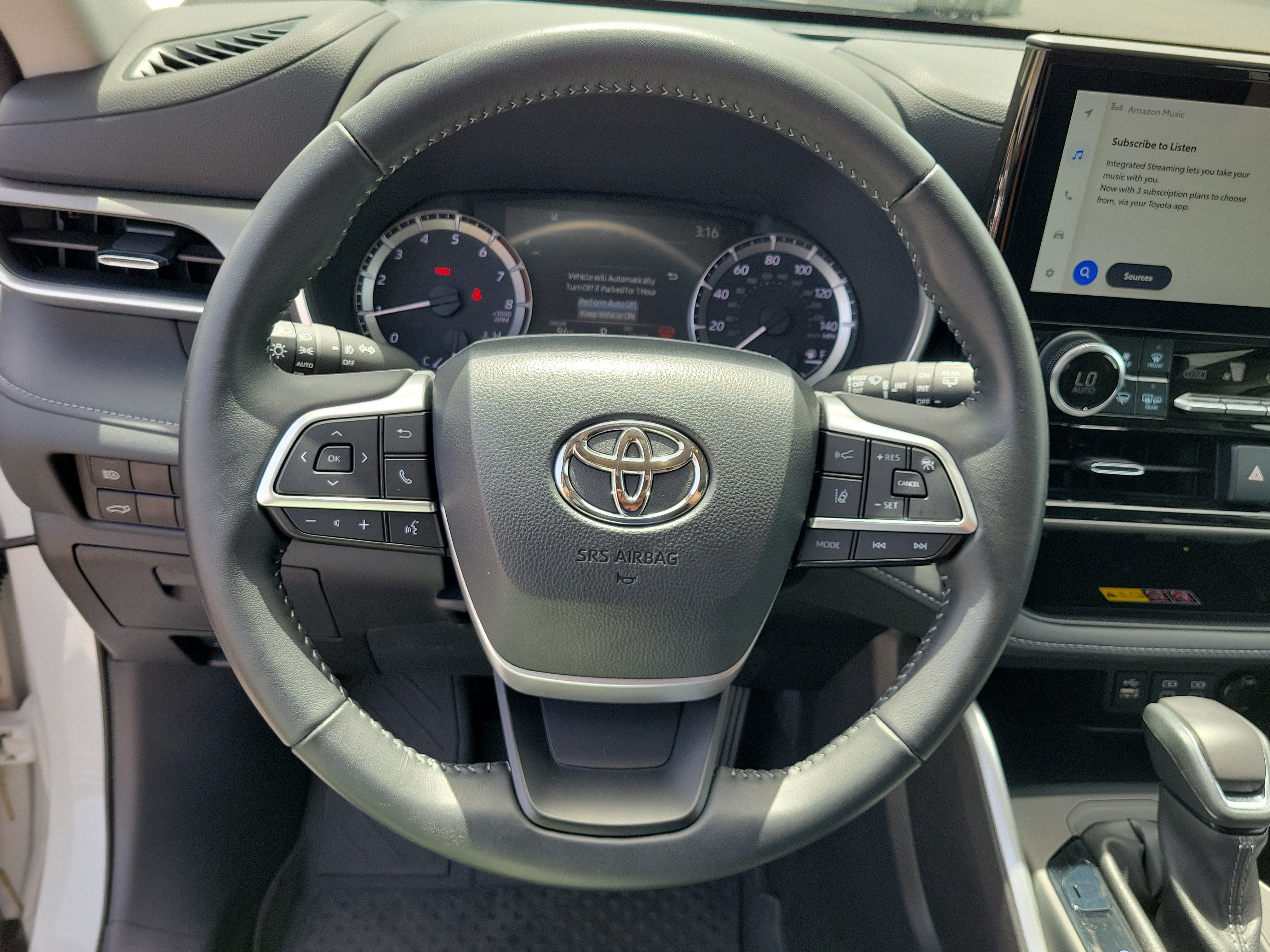 2025 Toyota Highlander XLE