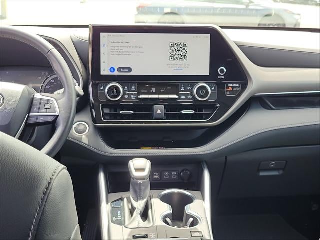 2025 Toyota Highlander XLE