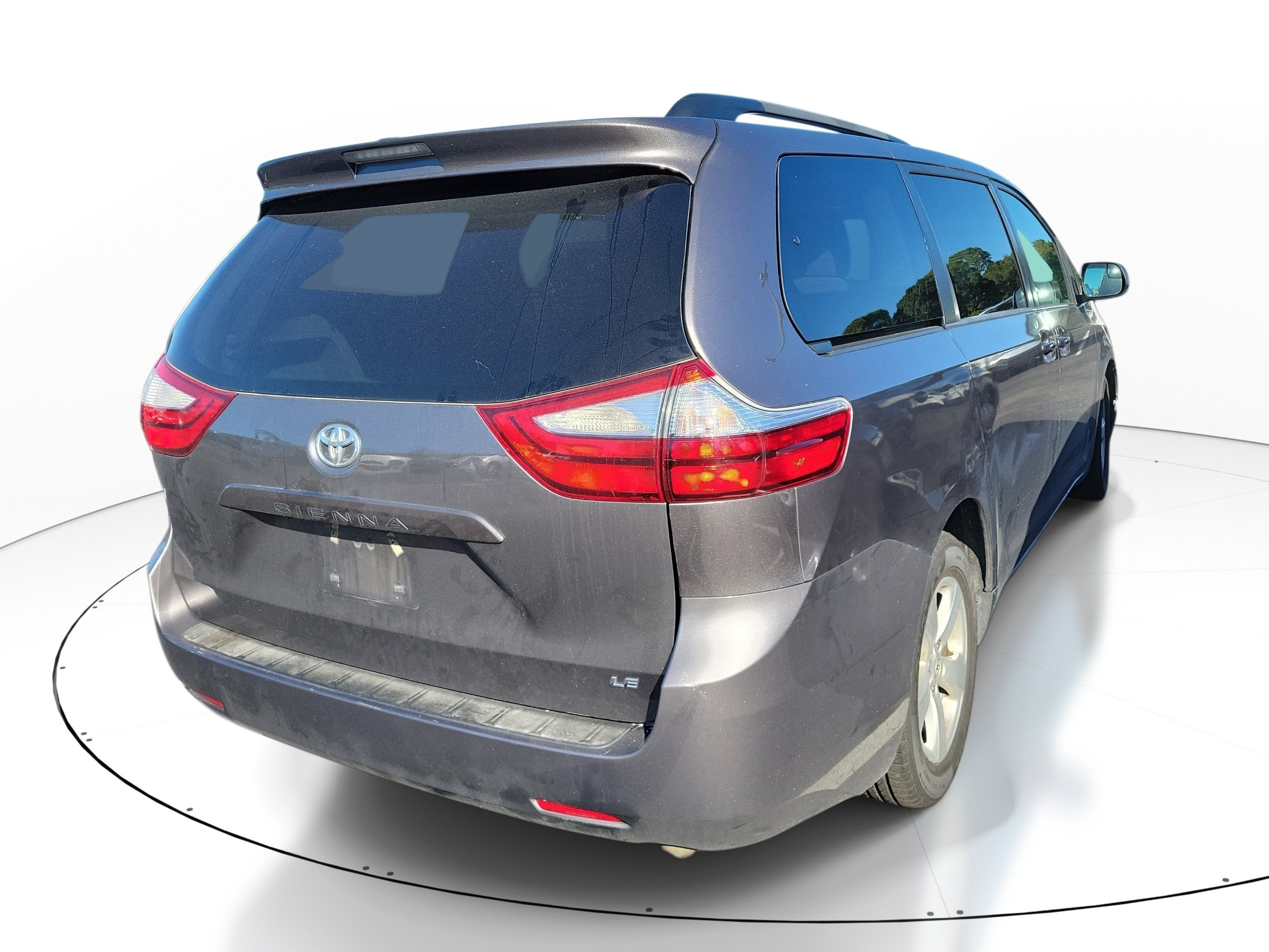2017 Toyota Sienna LE
