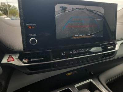 2025 Toyota Sienna XLE