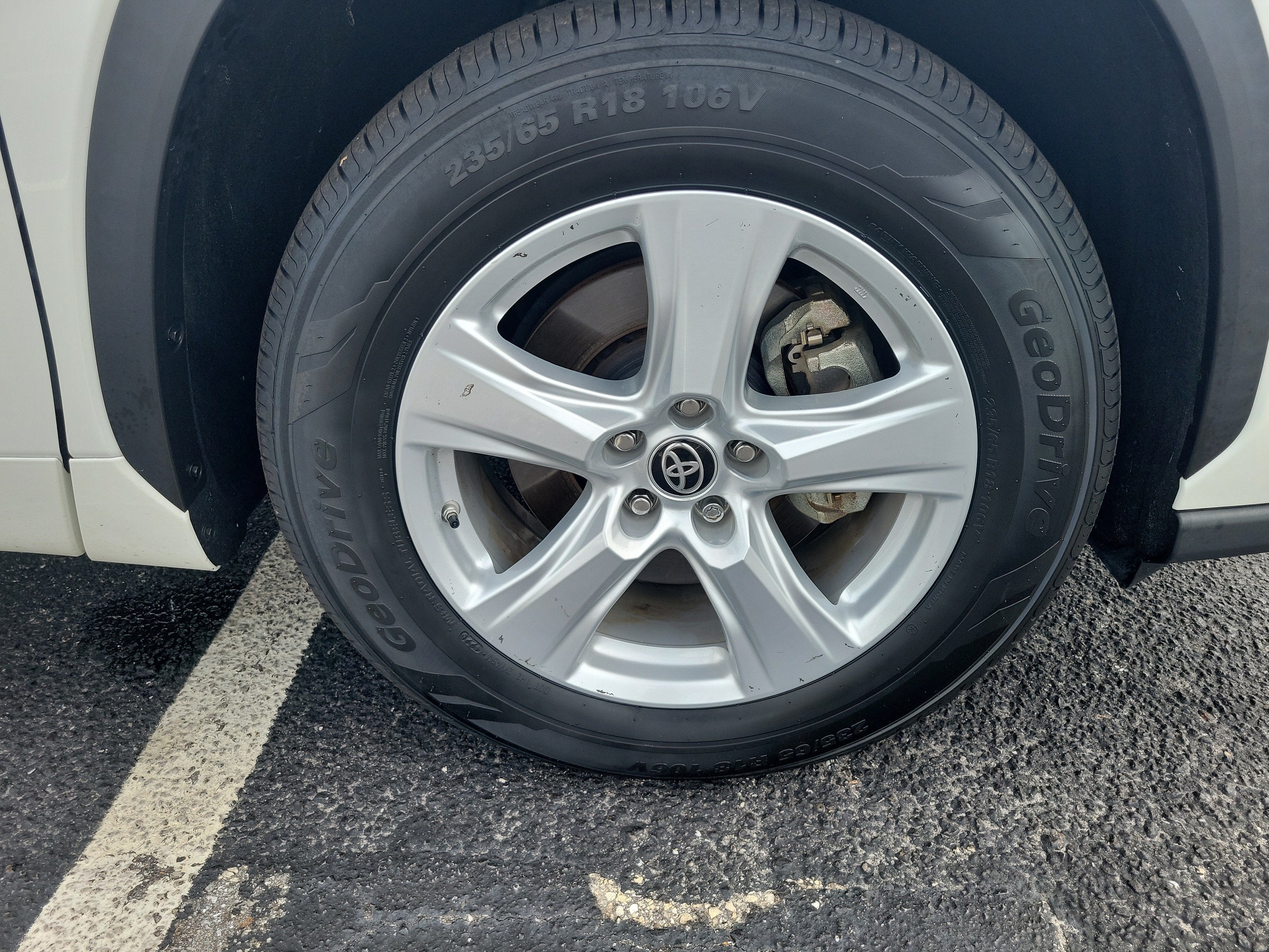 2021 Toyota Highlander Hybrid LE