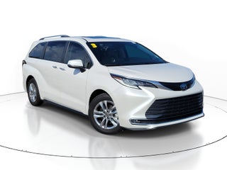 2023 Toyota Sienna Limited