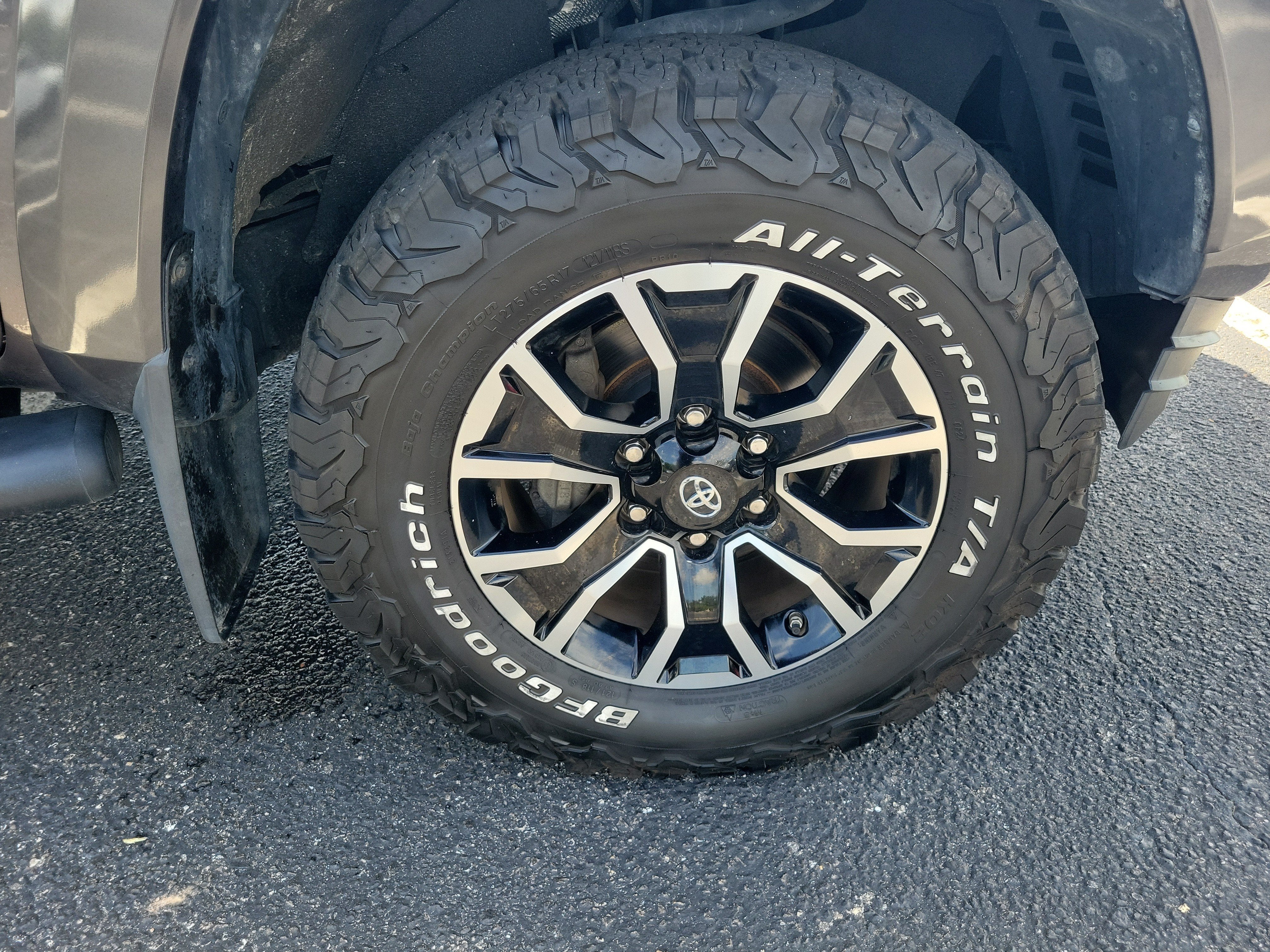 2020 Toyota Tacoma TRD Sport