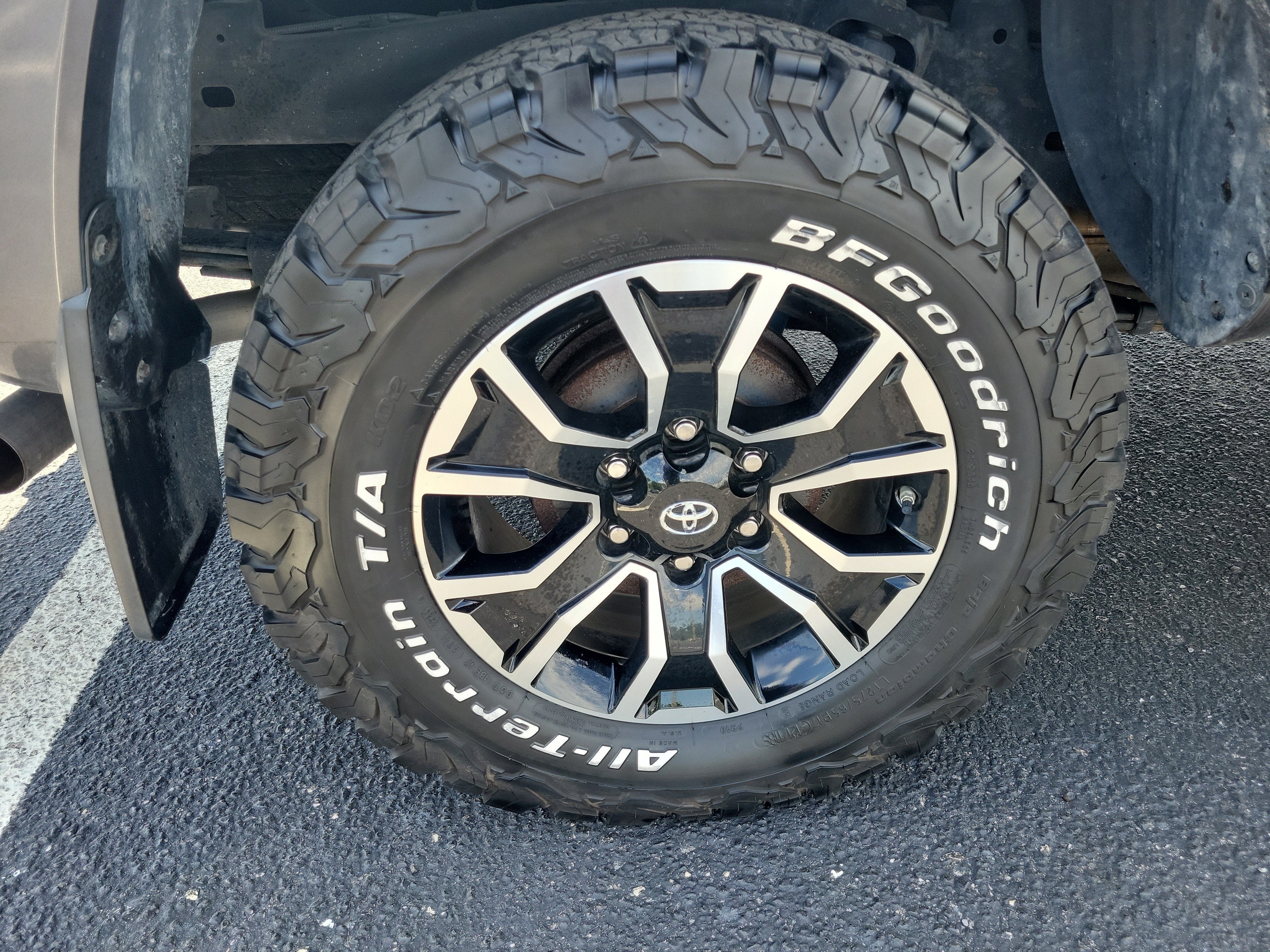 2020 Toyota Tacoma TRD Sport