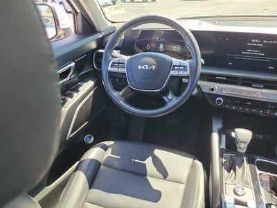2023 Kia Telluride LX