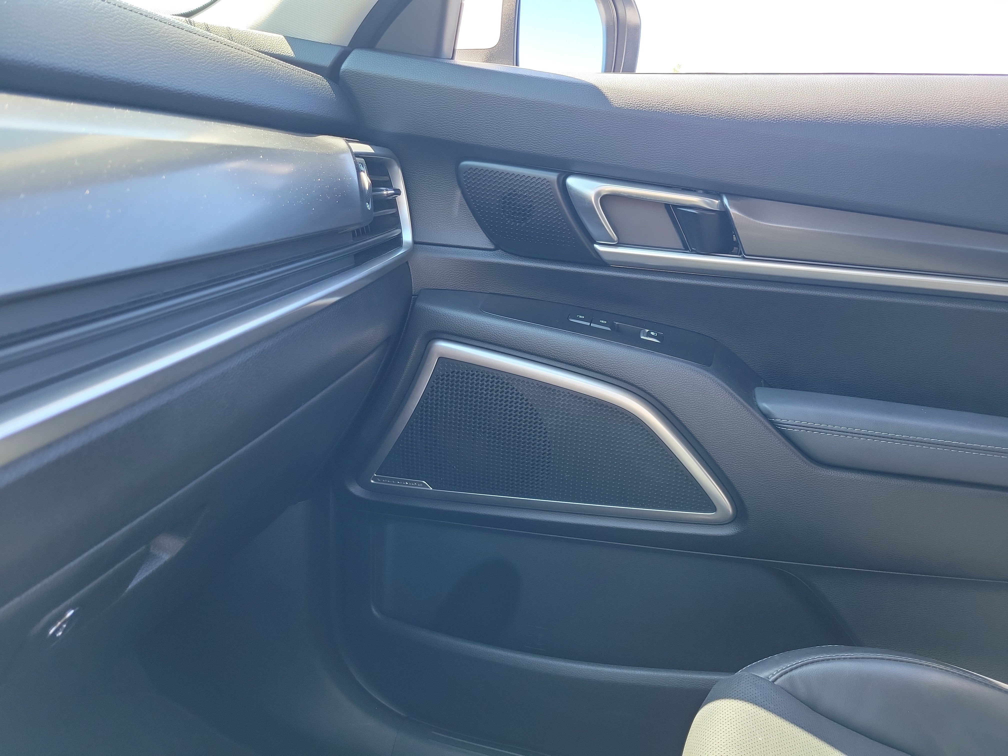 2023 Kia Telluride LX