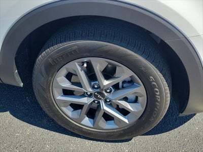 2023 Kia Telluride LX