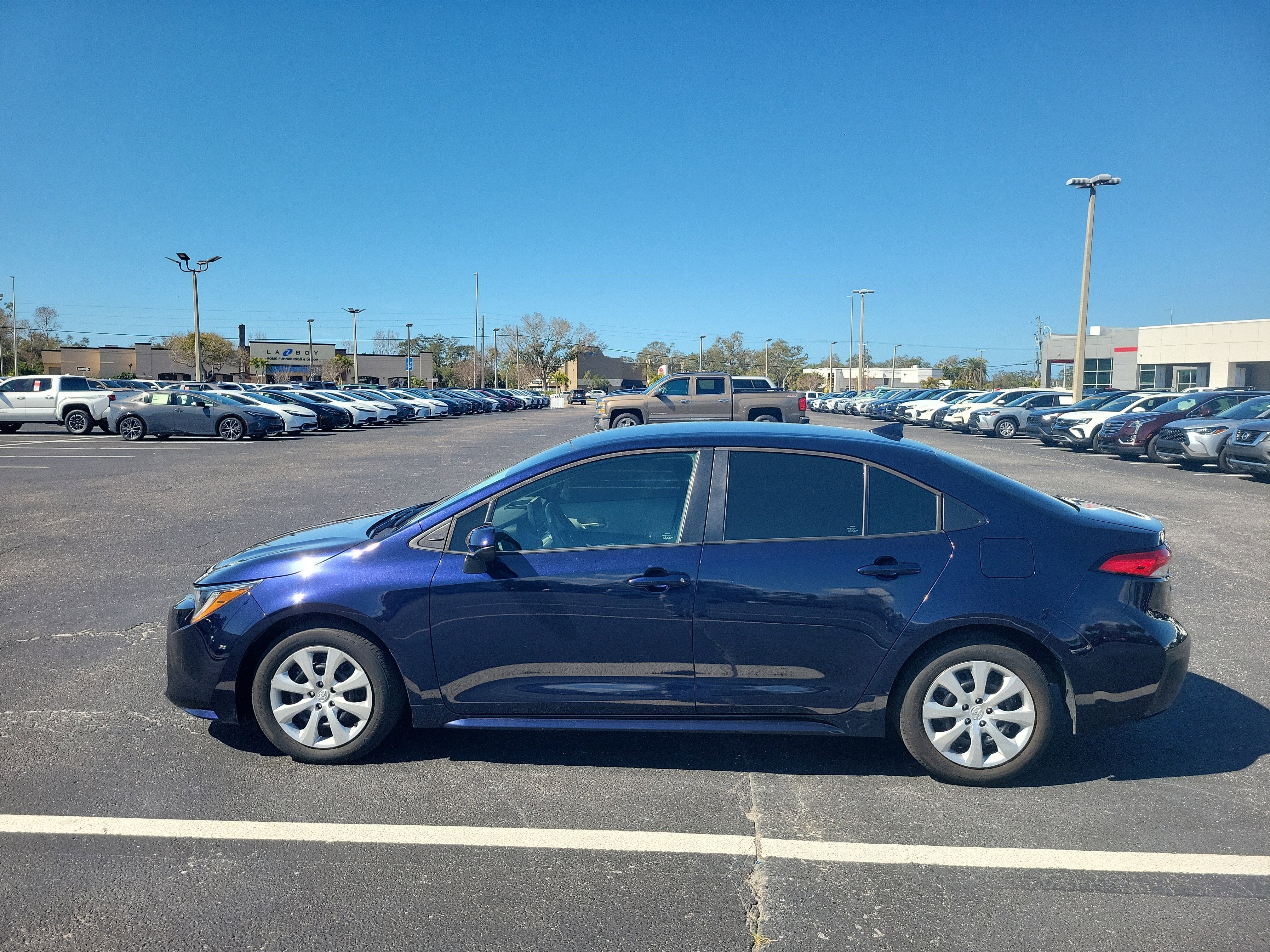 2023 Toyota Corolla LE