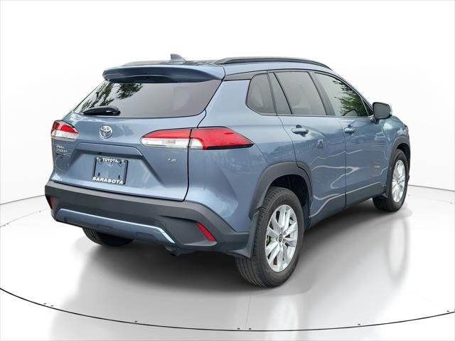 2025 Toyota Corolla Cross LE