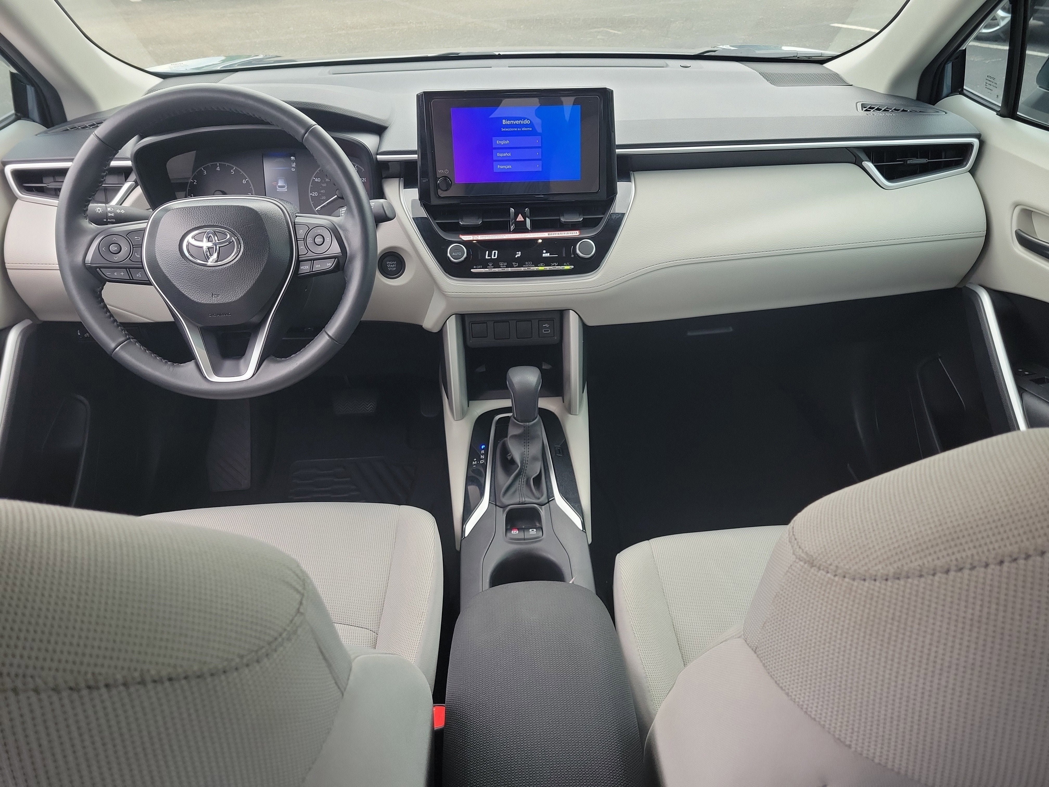 2025 Toyota Corolla Cross LE