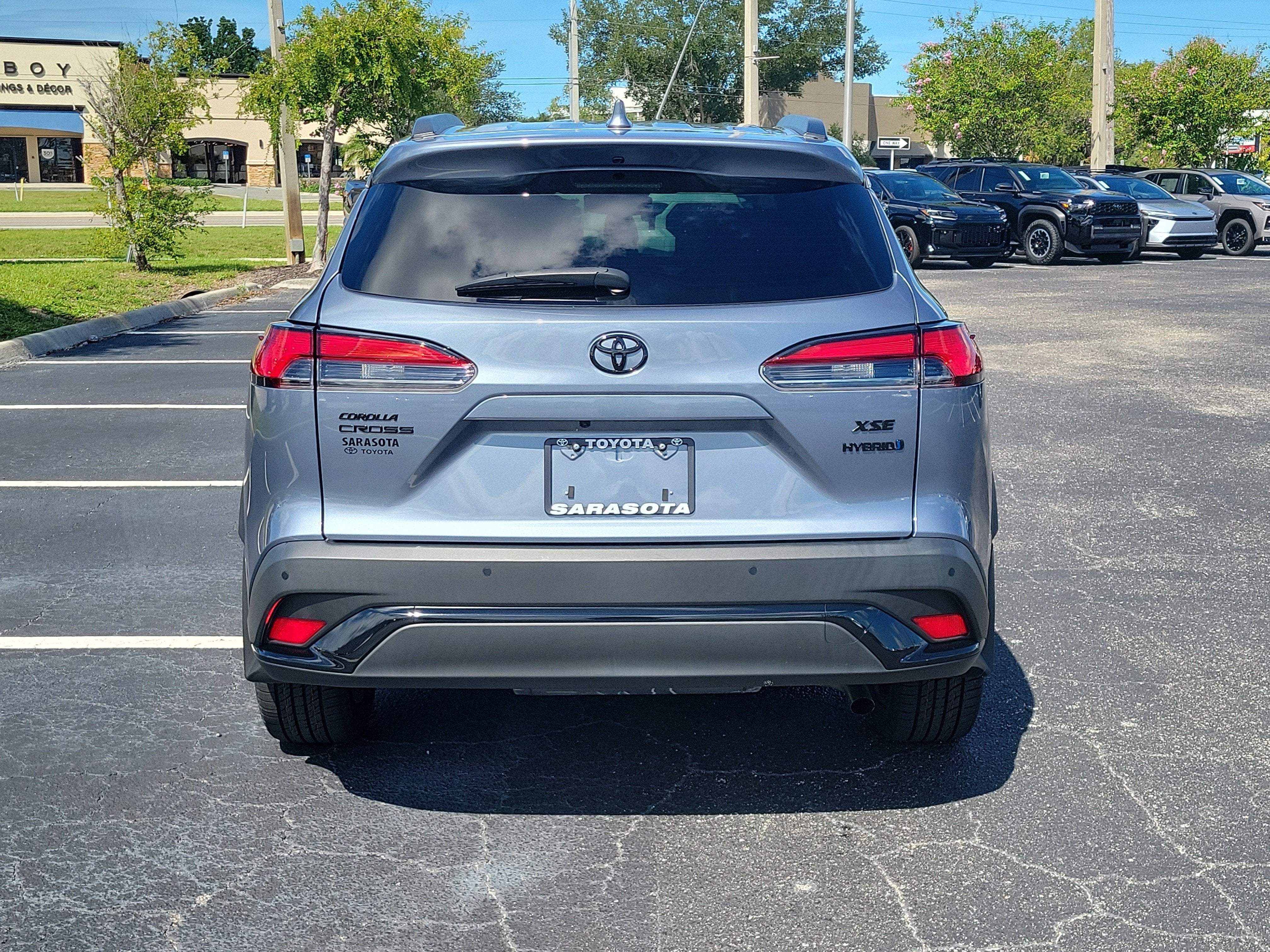 2024 Toyota Corolla Cross Hybrid XSE