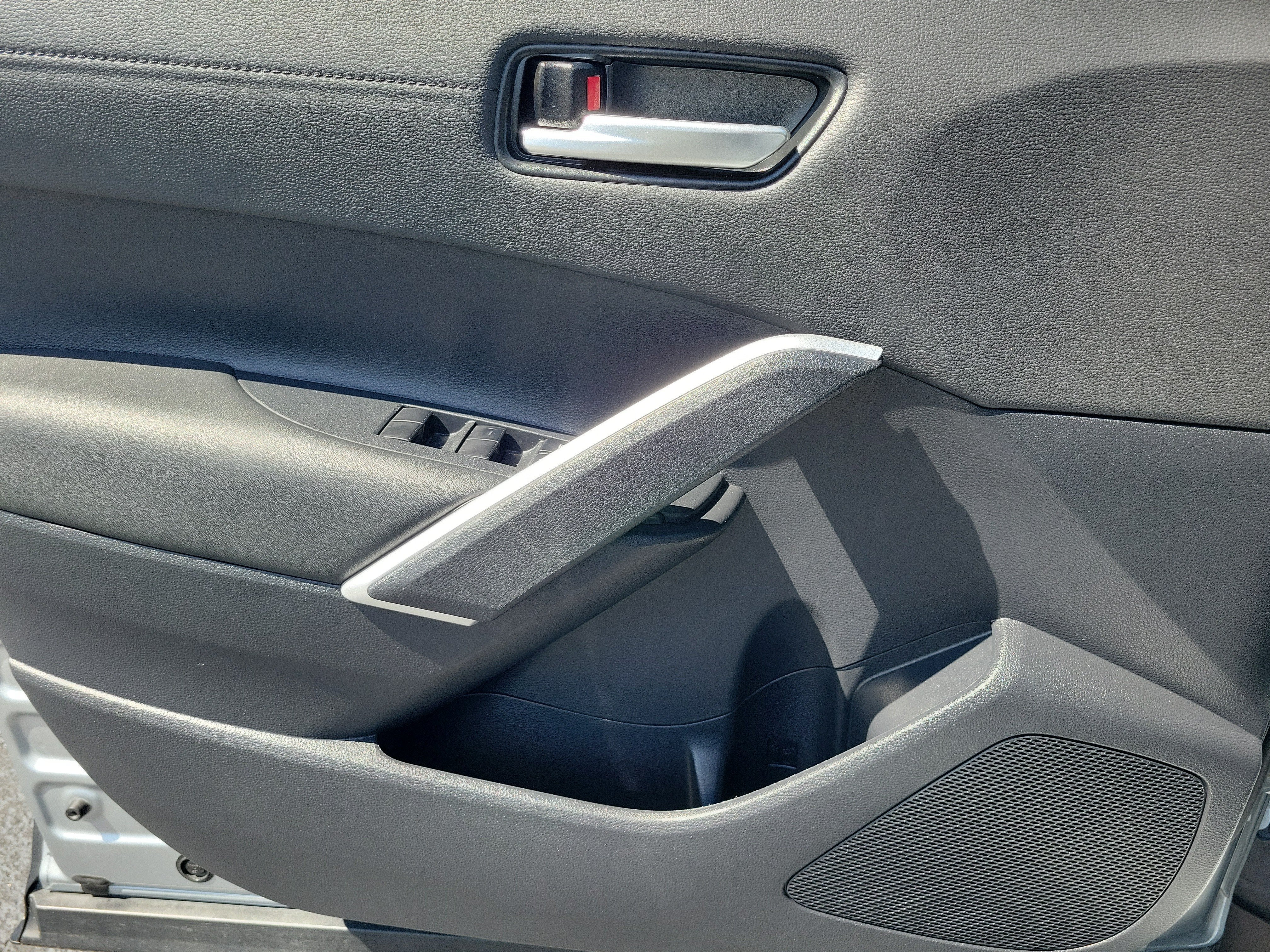 2024 Toyota Corolla Cross Hybrid XSE
