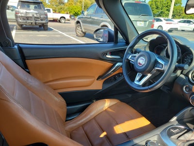 2017 FIAT 124 Spider Lusso