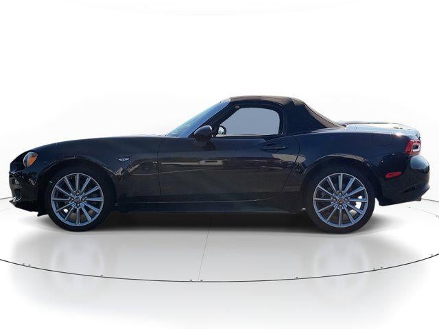 2017 FIAT 124 Spider Lusso