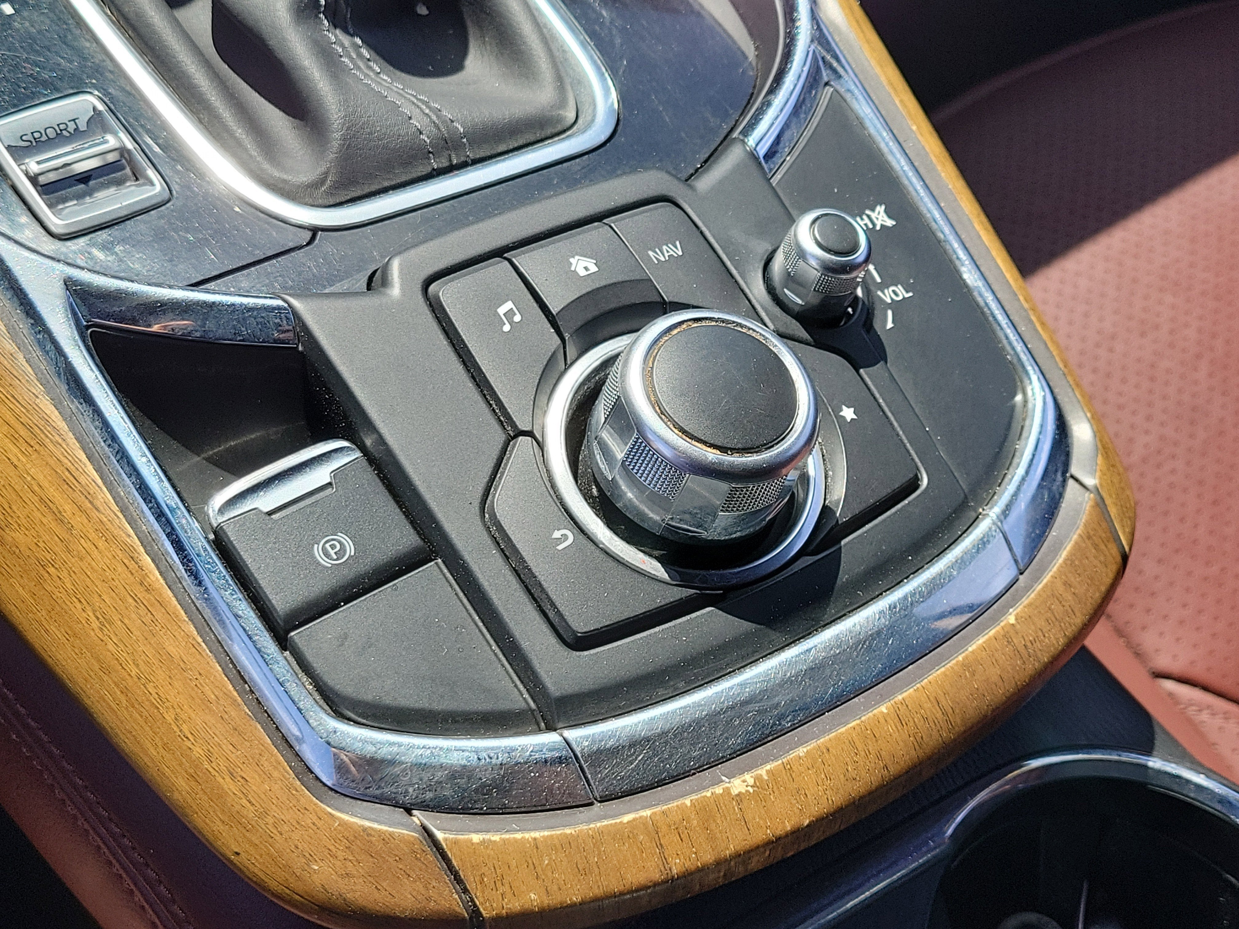 2018 Mazda Mazda CX-9 Signature