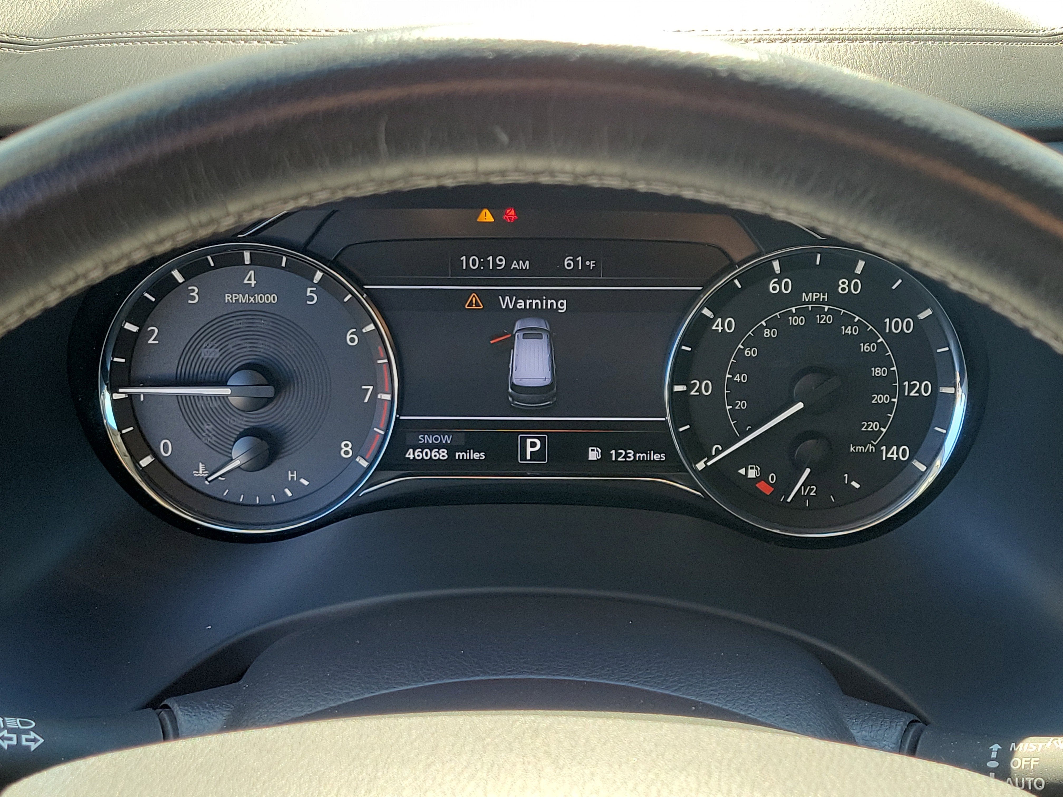 2023 INFINITI QX80 LUXE