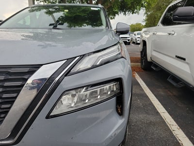 2022 Nissan Rogue Platinum