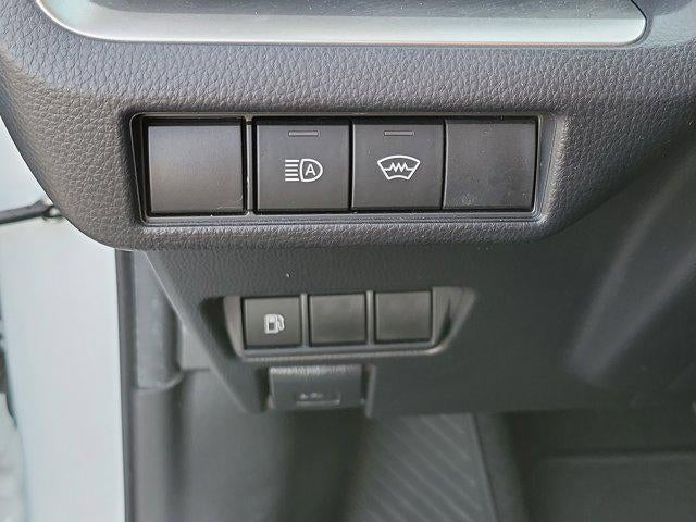 2023 Toyota Prius LE