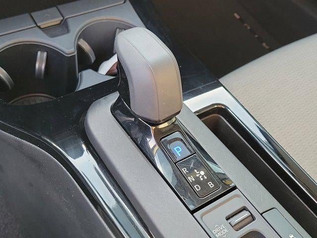 2023 Toyota Prius LE