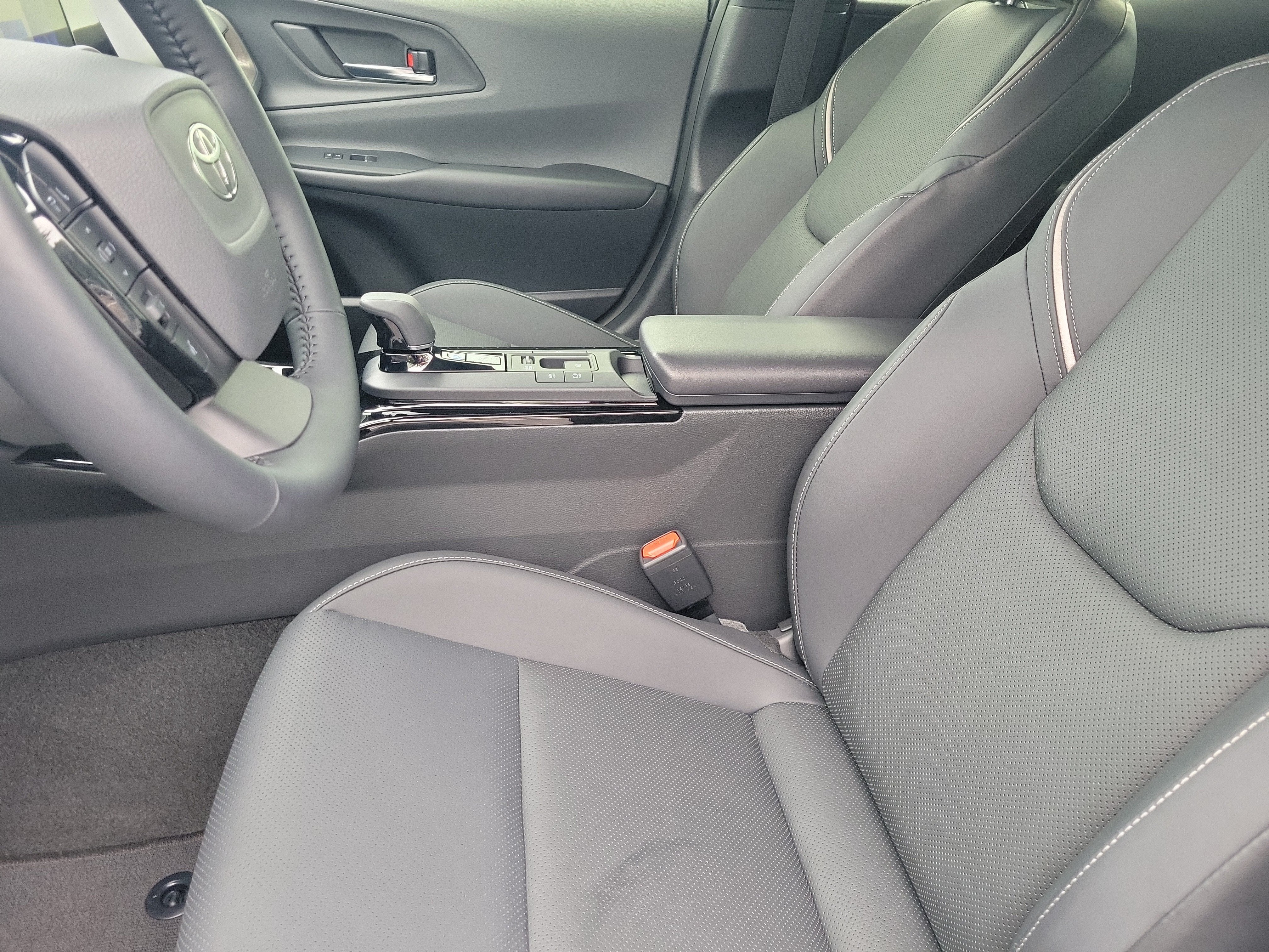 2023 Toyota Prius XLE