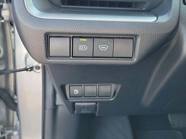 2023 Toyota Prius LE