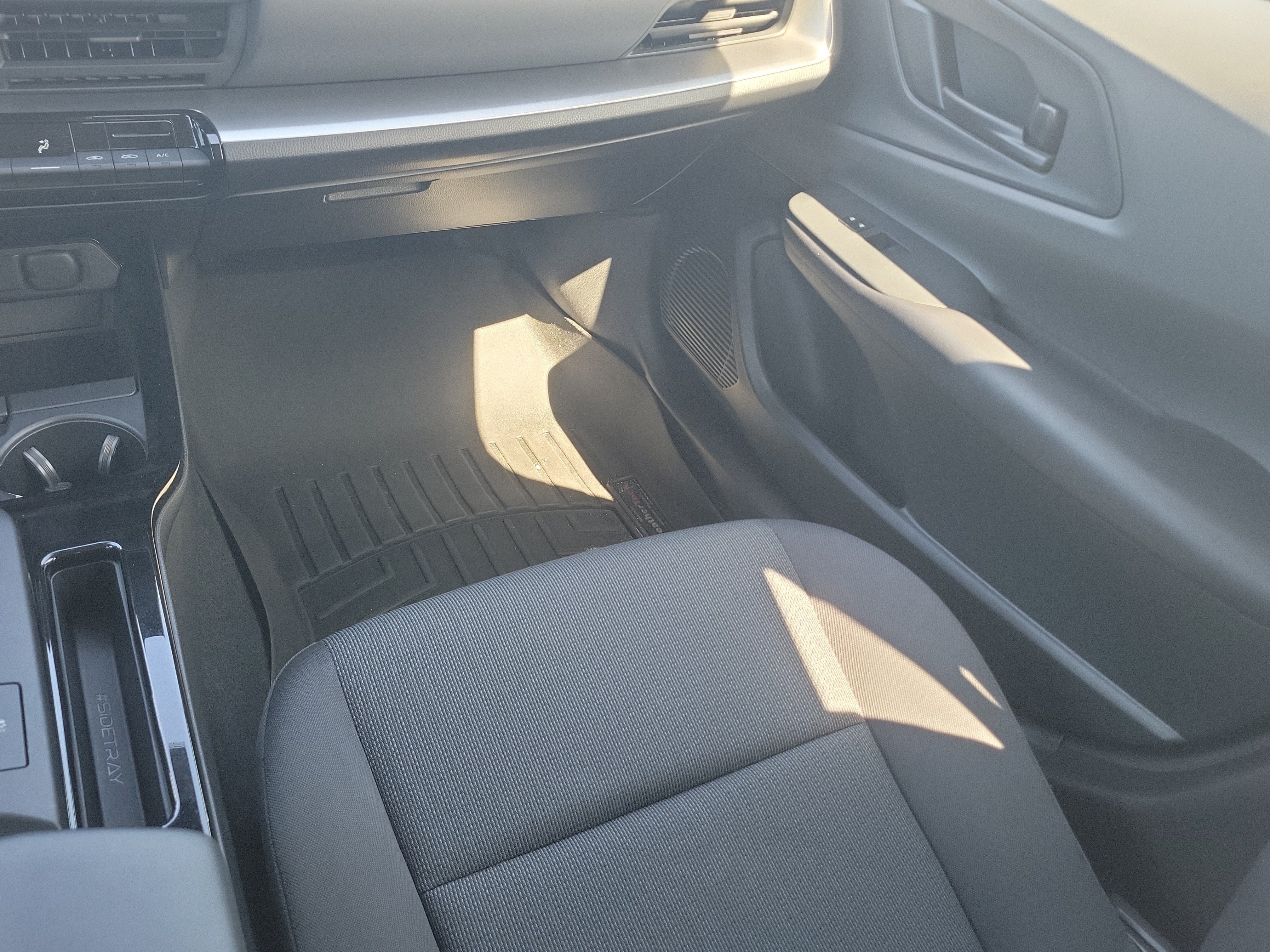 2023 Toyota Prius LE