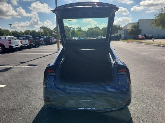 2023 Toyota Prius LE