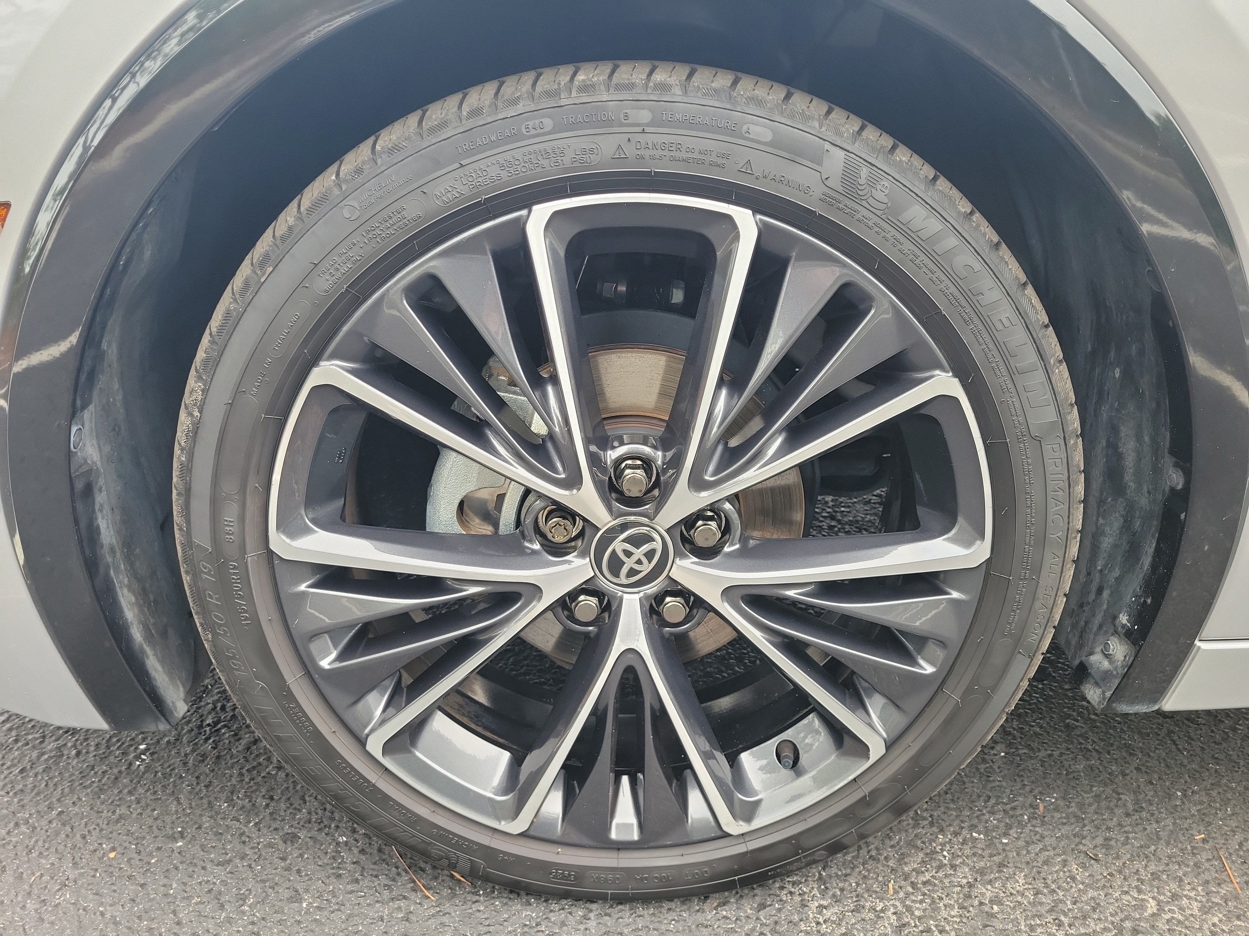 2024 Toyota Prius XLE