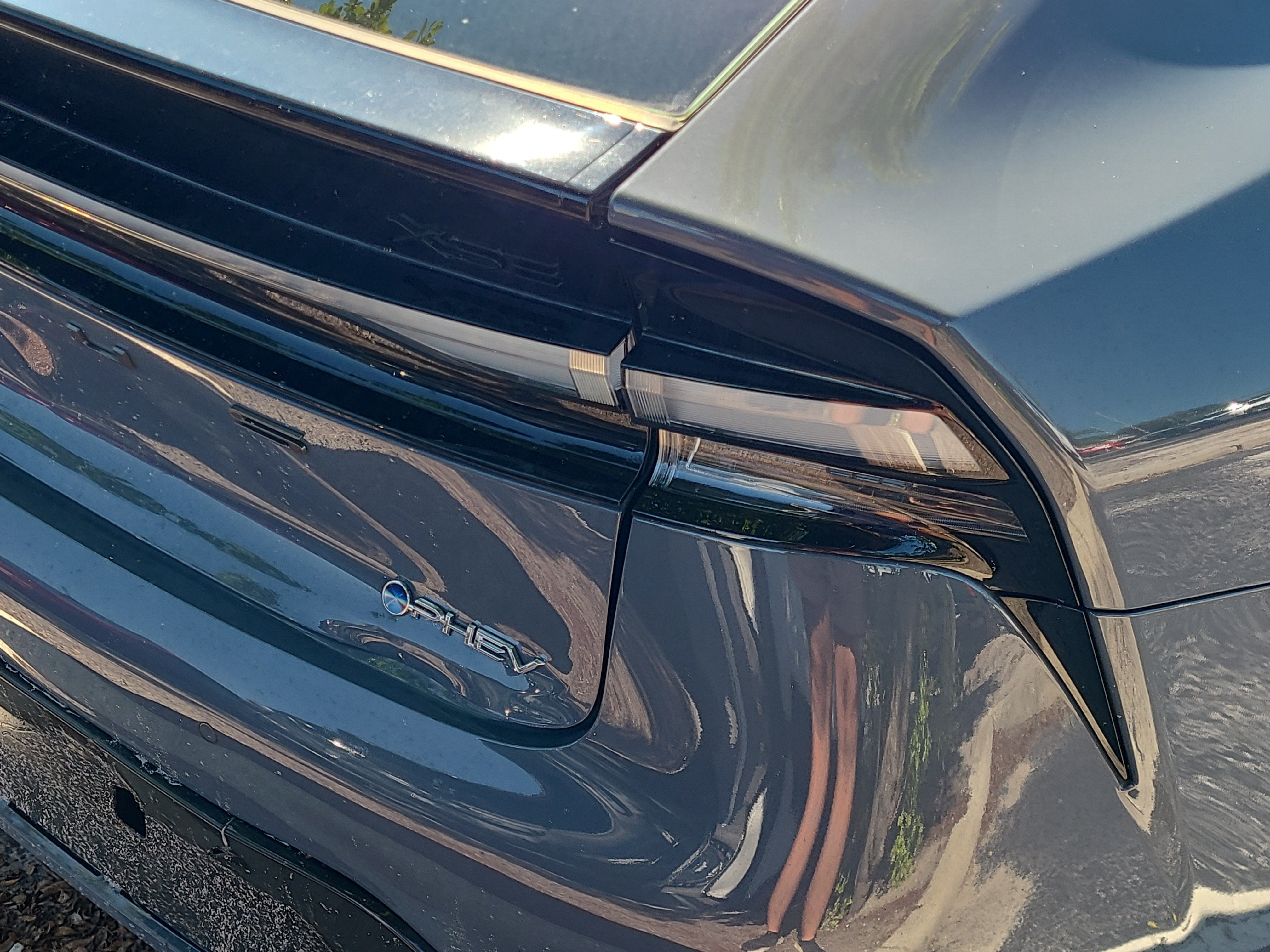 2025 Toyota Prius Plug-In Hybrid Base
