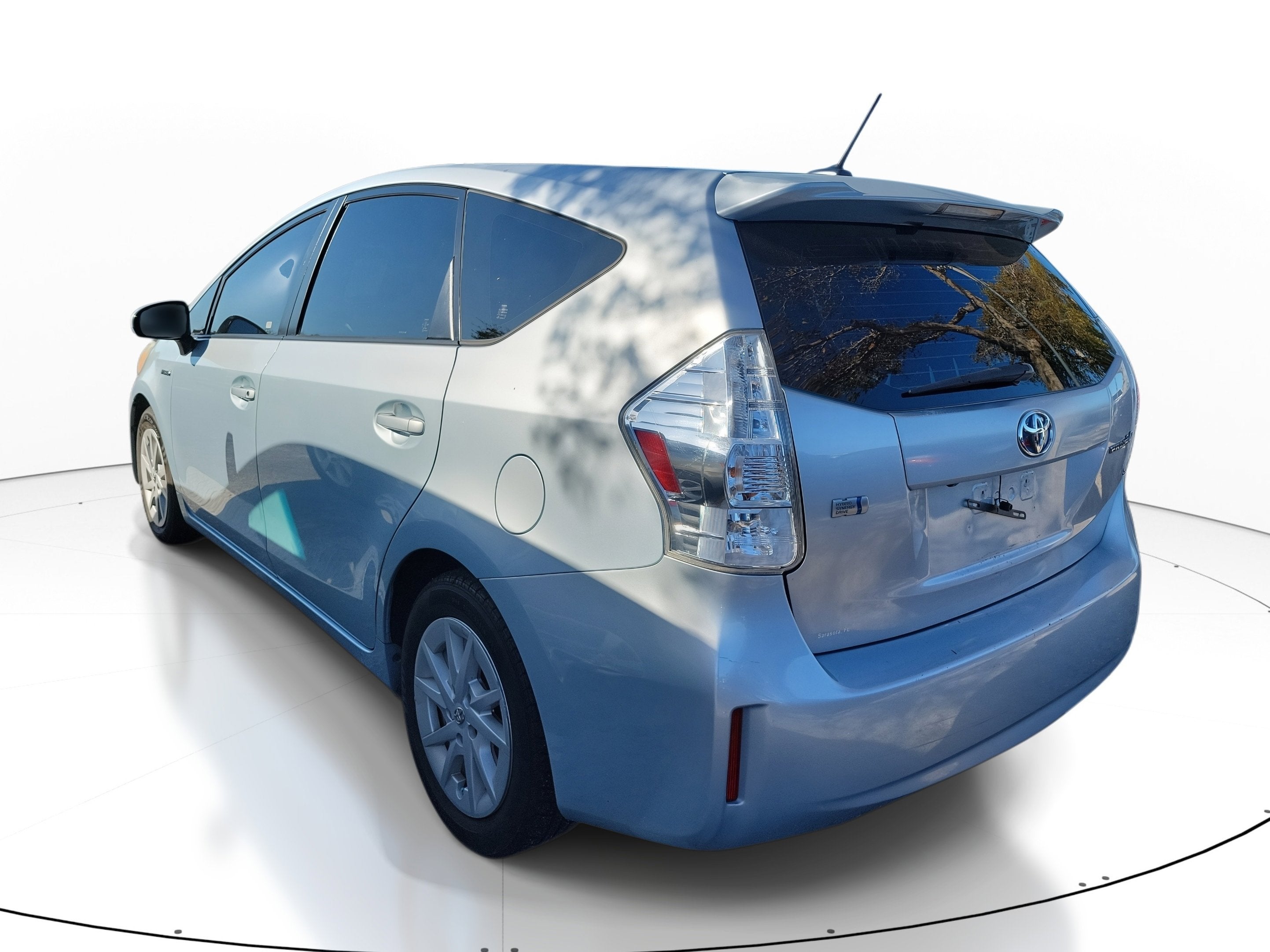 2013 Toyota Prius v Two