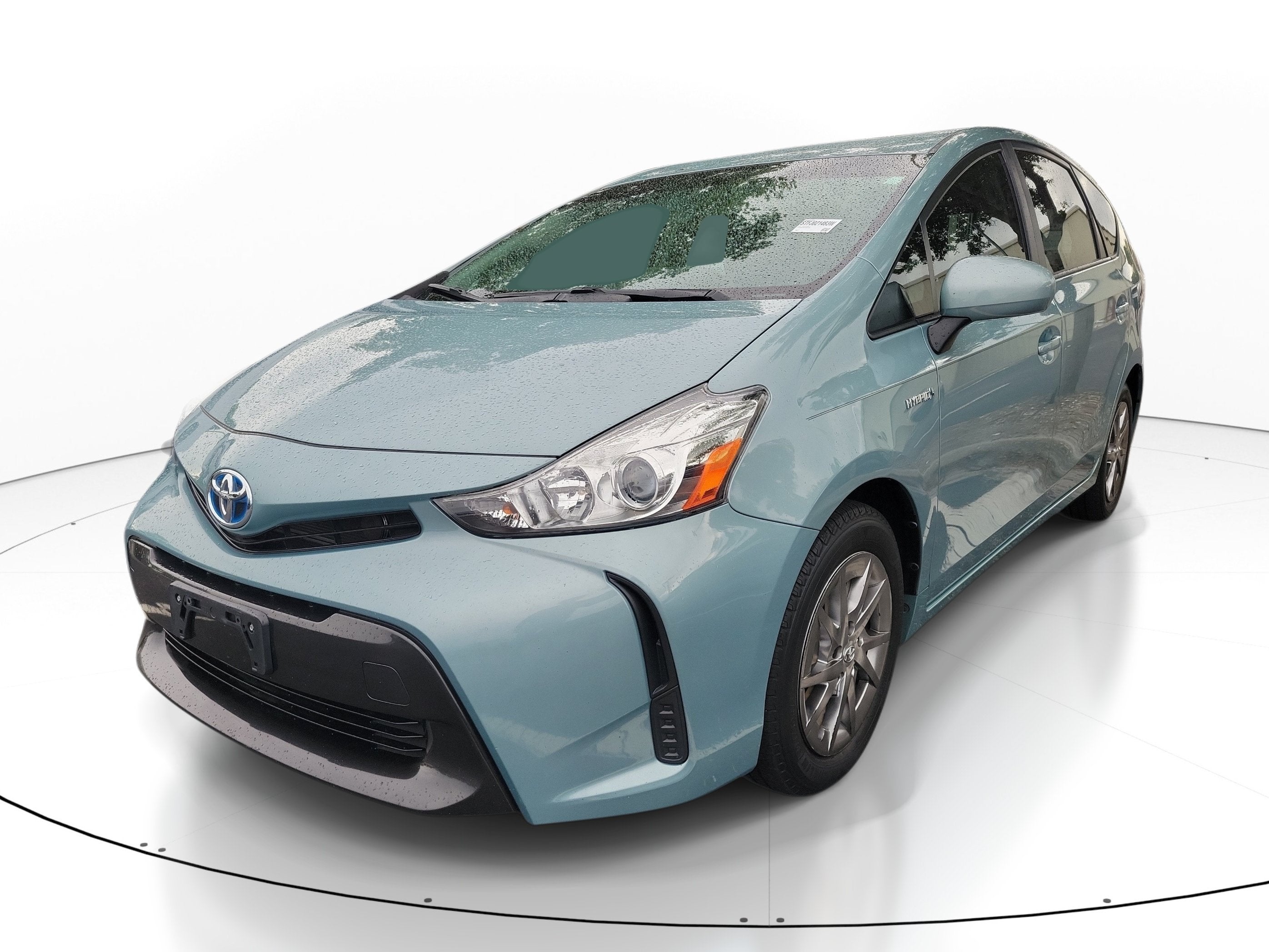 2015 Toyota Prius v Two