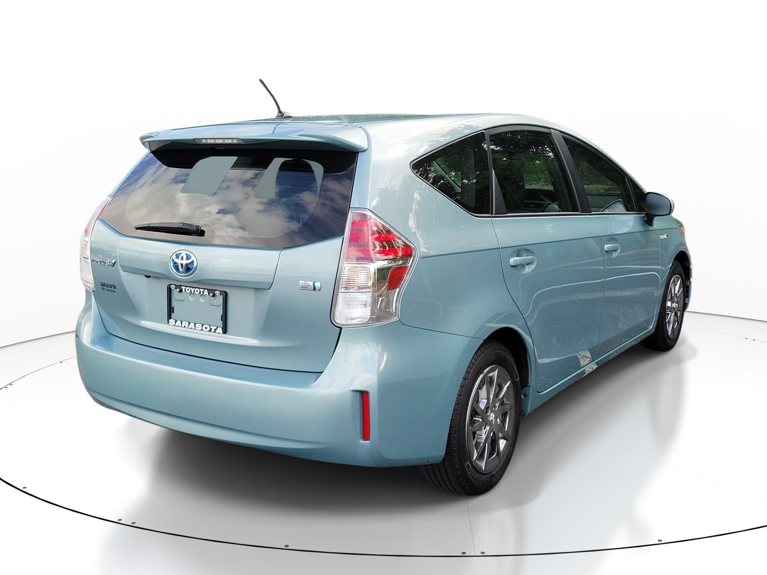 2015 Toyota Prius v Two