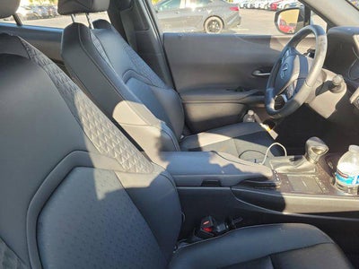 2022 Lexus UX 200 Base