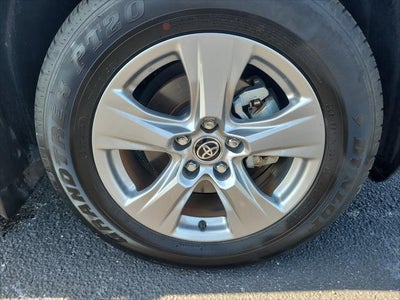 2025 Toyota RAV4 Hybrid LE