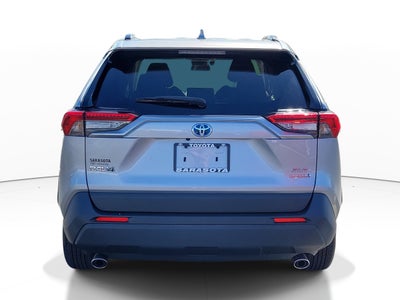 2020 Toyota RAV4 Hybrid XLE