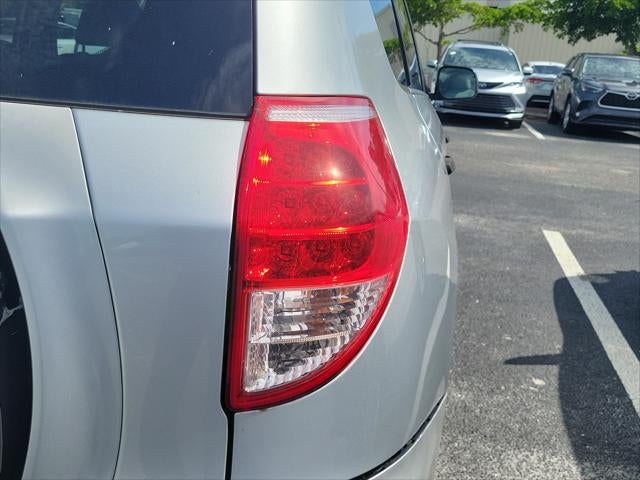 2007 Toyota RAV4 2WD 4dr 4-cyl (Natl)