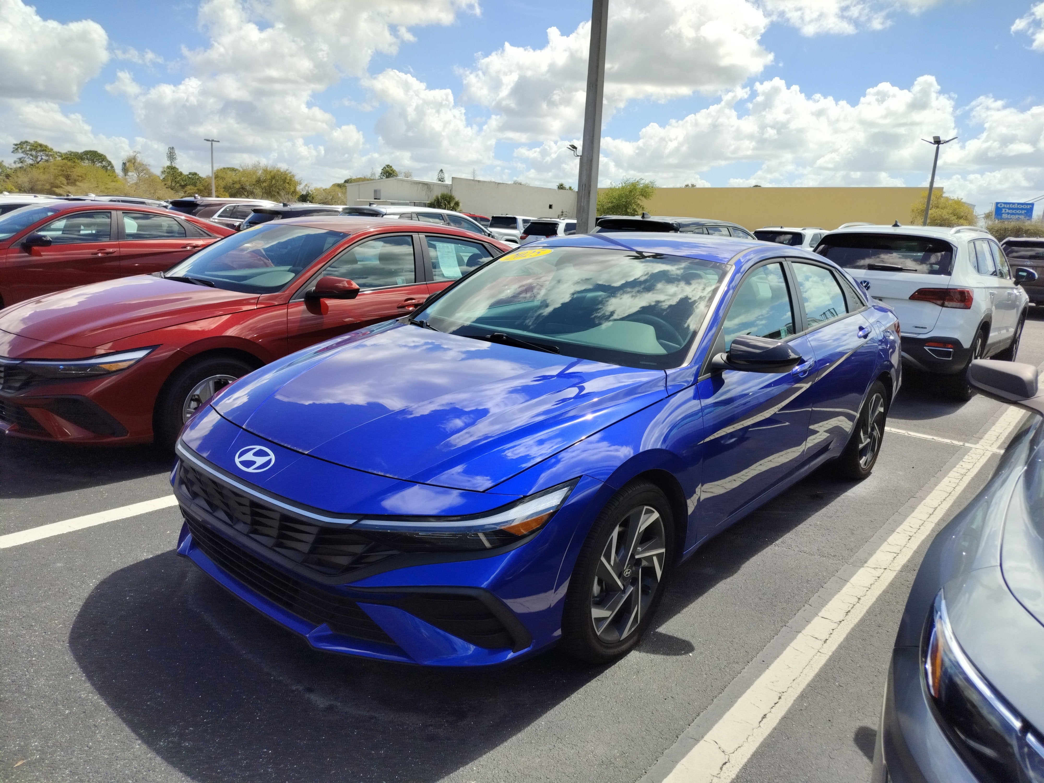 2025 Hyundai Elantra SEL Sport