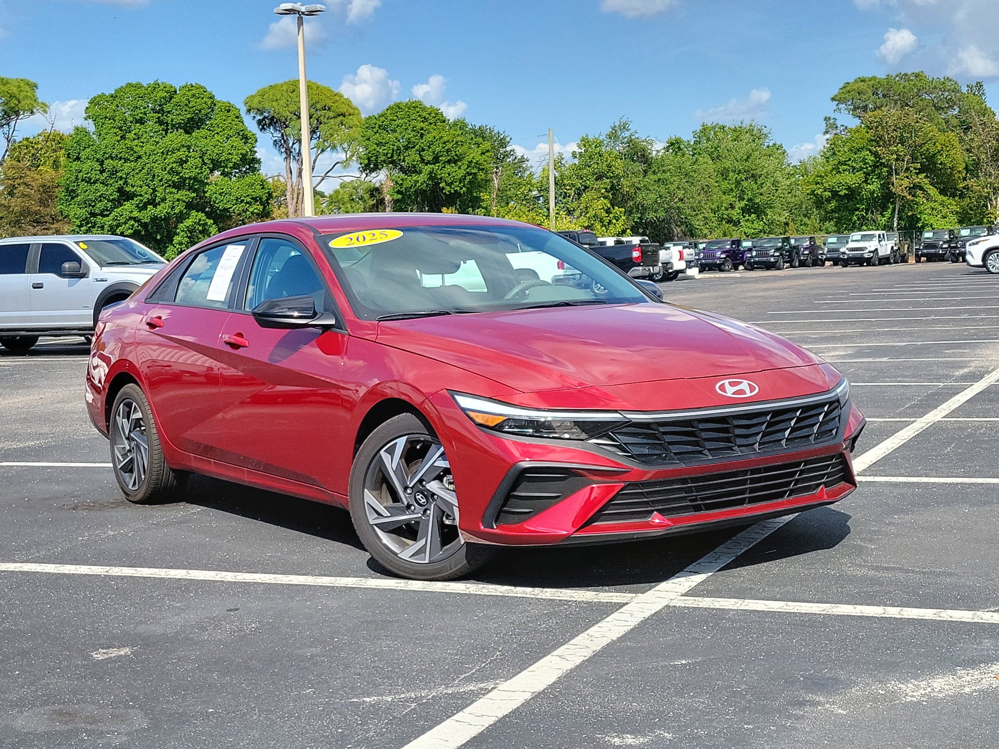 2025 Hyundai Elantra SEL Sport