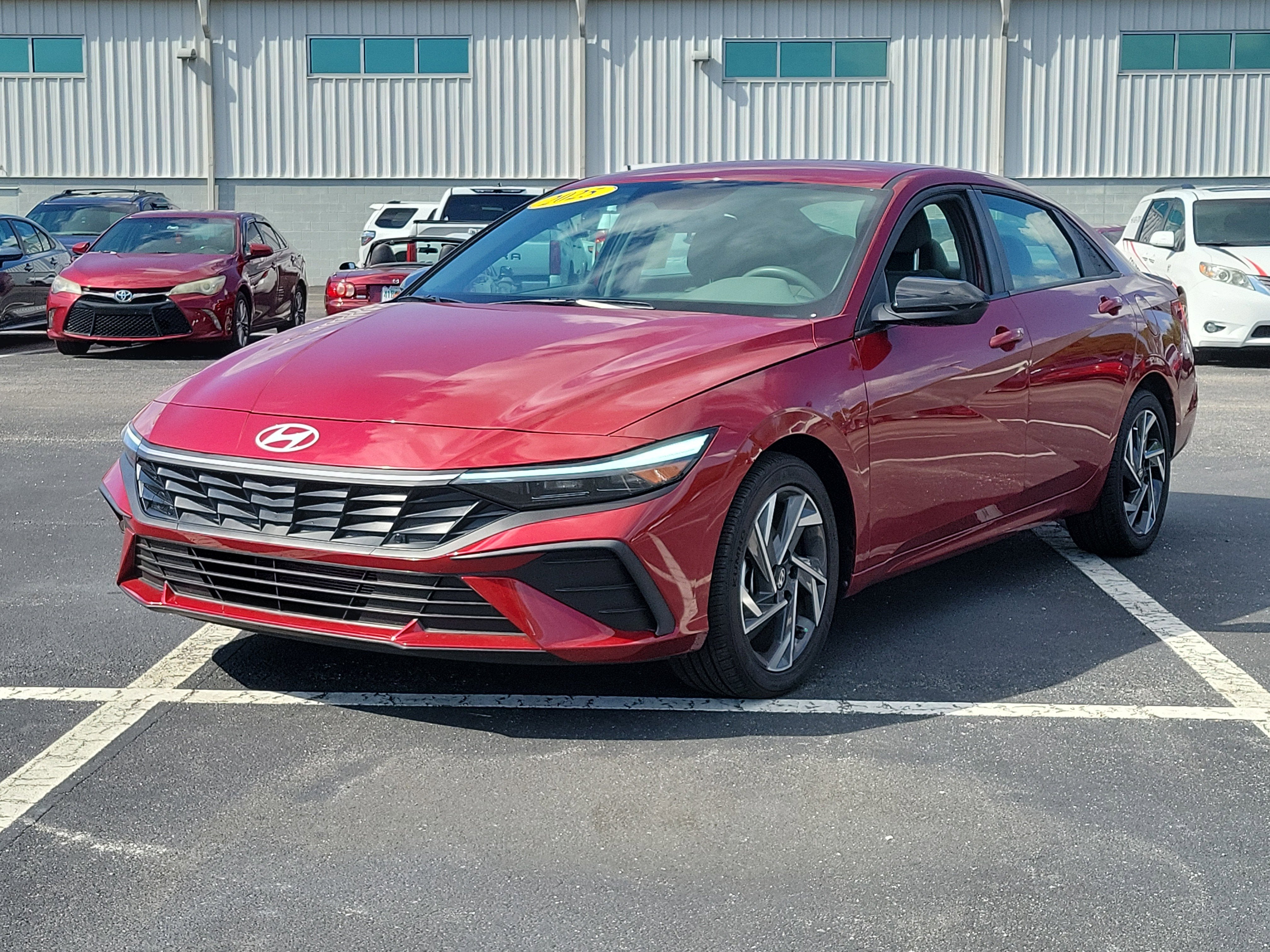 2025 Hyundai Elantra SEL Sport