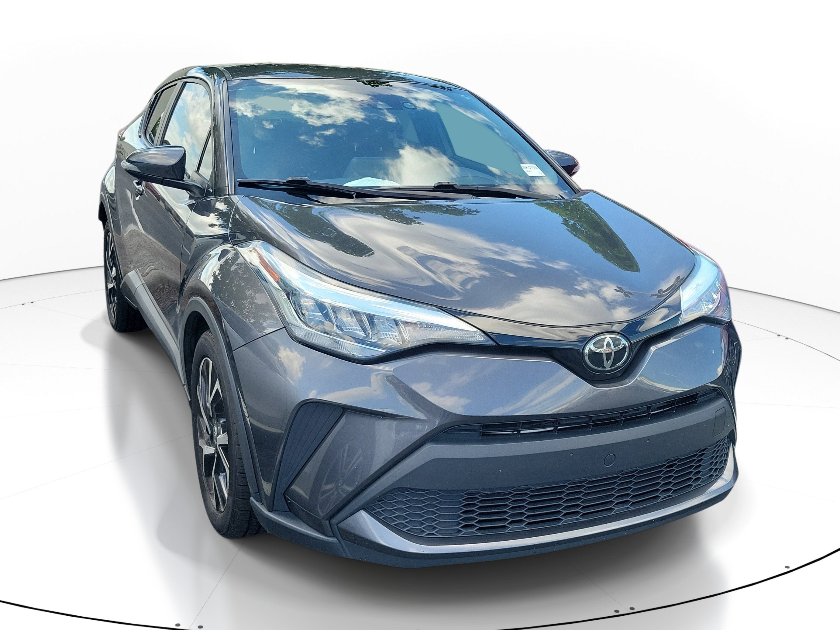 2022 Toyota C-HR XLE