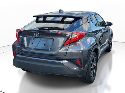2022 Toyota C-HR XLE