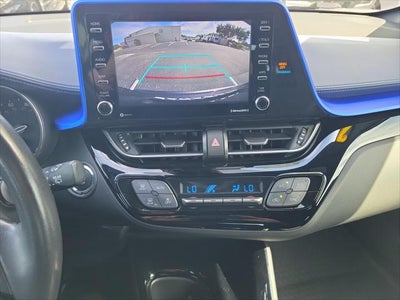 2022 Toyota C-HR XLE