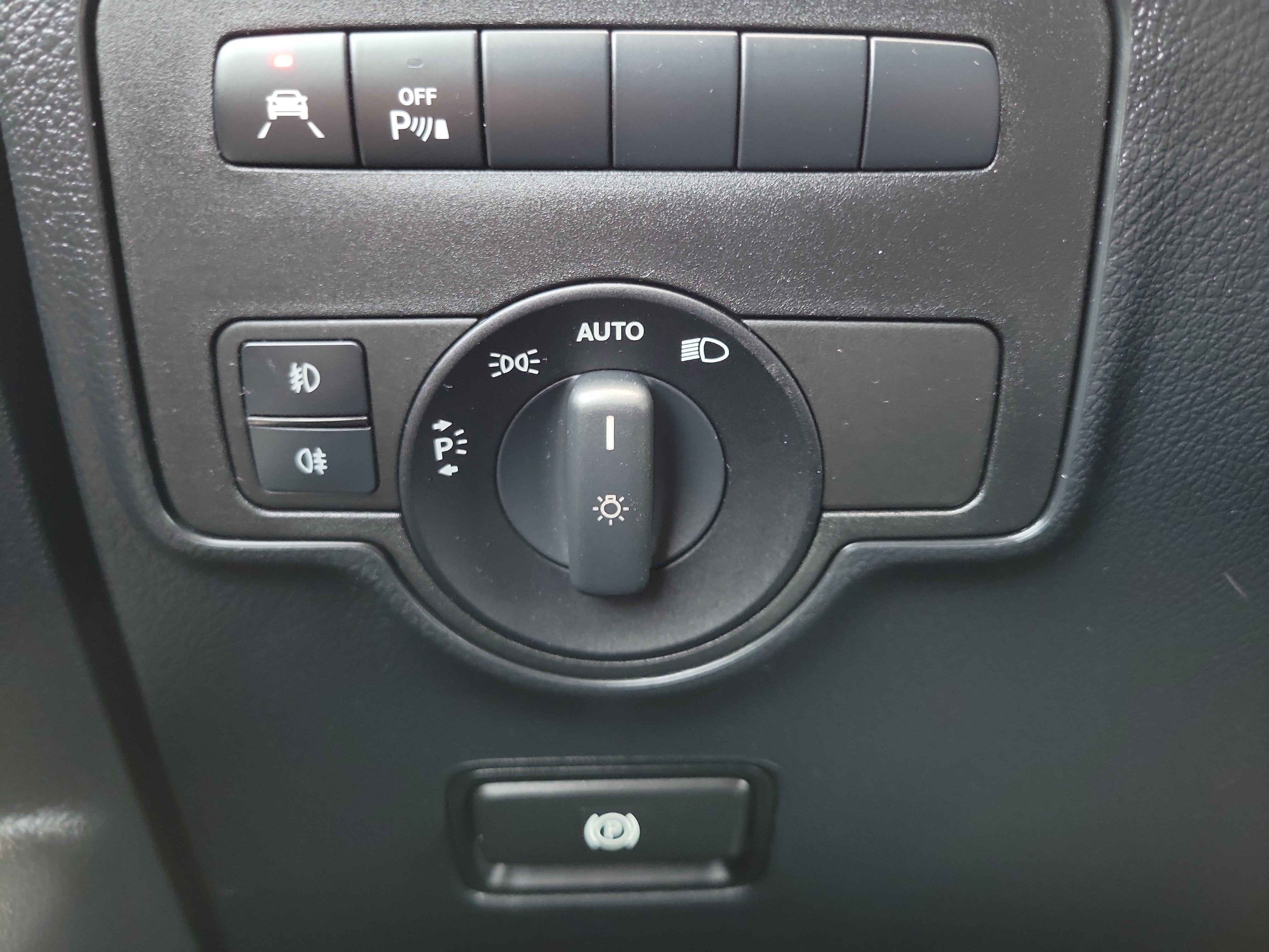 2021 Mercedes-Benz Metris Passenger