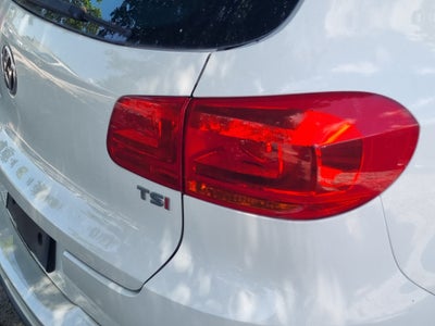 2017 Volkswagen Tiguan Sport
